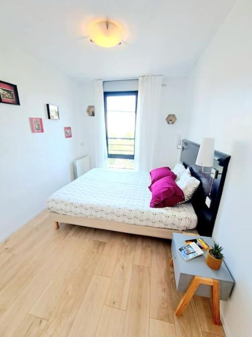 Le Valmy: Appartement Lumineux Au Pied Du Metro Lyon Exterior photo